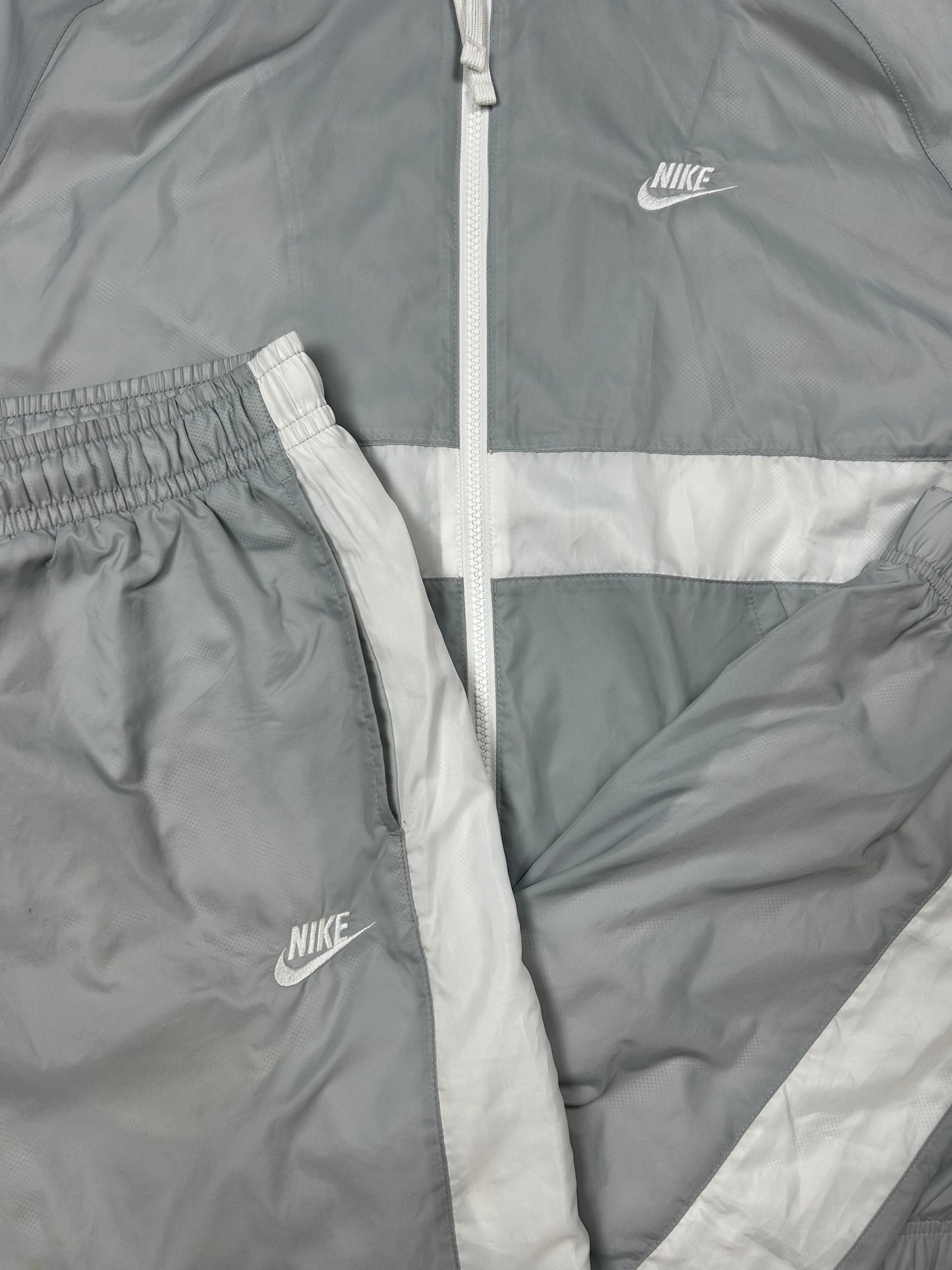 Nike Tracksuit in L